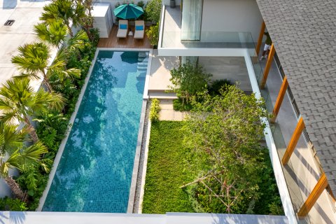 Chalet de 4 dormitorios en Bang Tao, Tailandia № 71753 - foto 14