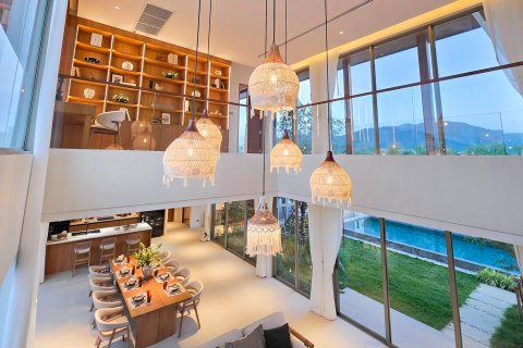 Chalet de 4 dormitorios en Bang Tao, Tailandia № 71753 - foto 27