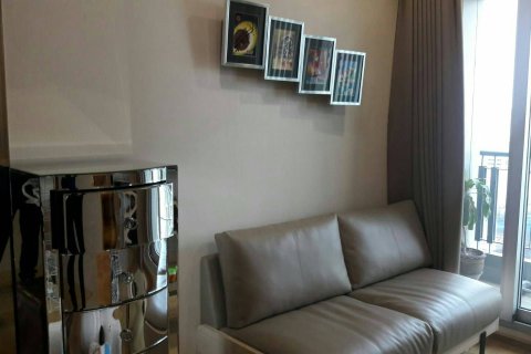 Condominio de 1 dormitorio en Watthana, Bangkok, Tailandia № 200527 - foto 8