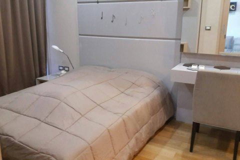 Condominio de 1 dormitorio en Watthana, Bangkok, Tailandia № 200527 - foto 3