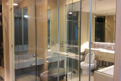 Condominio de 1 dormitorio en Watthana, Bangkok, Tailandia № 200527 - foto 10