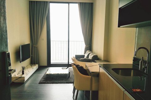 Condo à Watthana, Bangkok, Thaïlande, 1 chambre  № 200531 - photo 3
