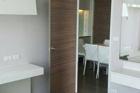 Condo in Watthana, Bangkok, Thailand, 2 bedrooms № 200530 - photo 5