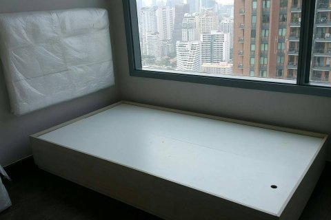 Condo in Watthana, Bangkok, Thailand, 2 bedrooms № 200530 - photo 4