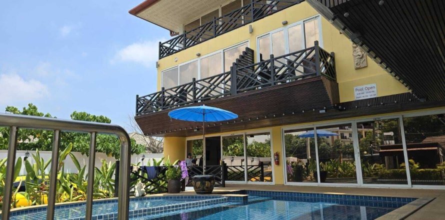 Hotel in Phuket, Thailand № 169331