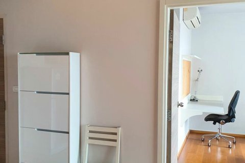 Estudio en el condominio en Khlong San, Bangkok, Tailandia № 169334 - foto 14