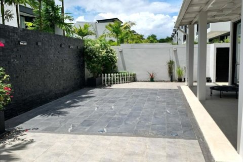 Casa de 6 dormitorios en Bang Tao, Tailandia № 153881 - foto 22
