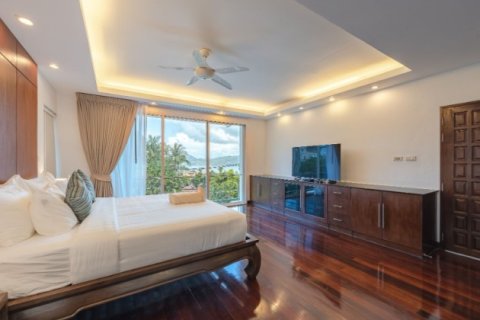 Chalet de 4 dormitorios en Patong, Tailandia № 191160 - foto 13