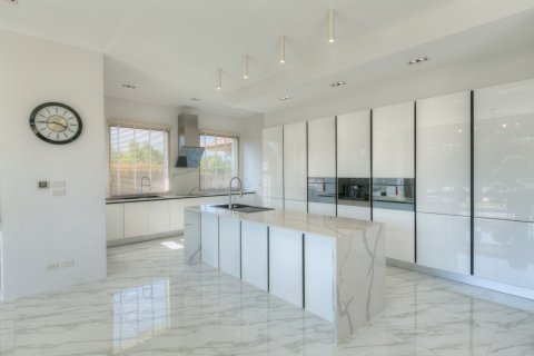 Haus in Bang Tao, Thailand 4 Schlafzimmer № 180353 - Foto 11