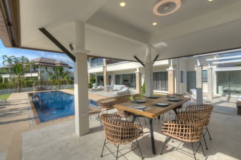 Haus in Bang Tao, Thailand 4 Schlafzimmer № 180353 - Foto 5