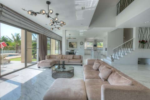Haus in Bang Tao, Thailand 4 Schlafzimmer № 180353 - Foto 7