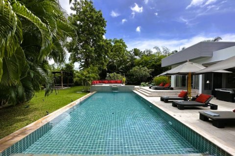 Maison à Hua Hin, Thaïlande 8 chambres № 180568