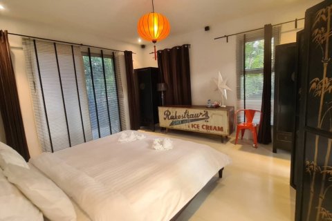 Casa de 8 dormitorios en Hua Hin, Tailandia № 180568 - foto 11