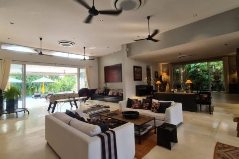 Casa de 8 dormitorios en Hua Hin, Tailandia № 180568 - foto 7