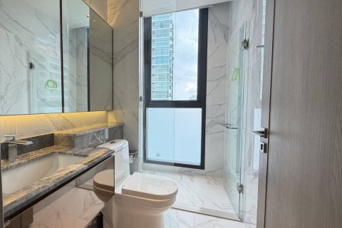 Condominio de 4 dormitorios en Bangkok, Tailandia № 180566 - foto 24