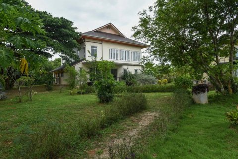 Haus in Prachinburi, Thailand 7 Schlafzimmer № 180562 - Foto 15
