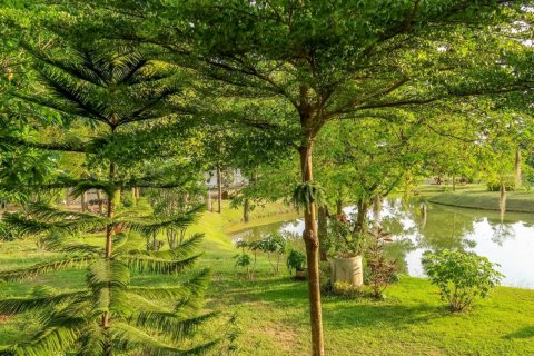 Haus in Prachinburi, Thailand 7 Schlafzimmer № 180562 - Foto 8