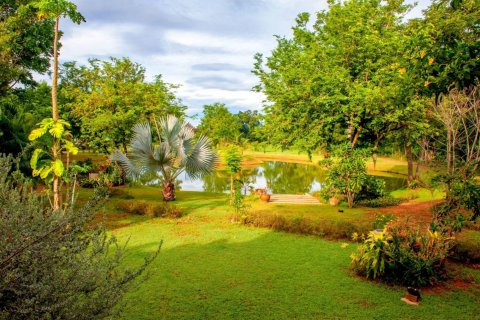 Haus in Prachinburi, Thailand 7 Schlafzimmer № 180562 - Foto 5