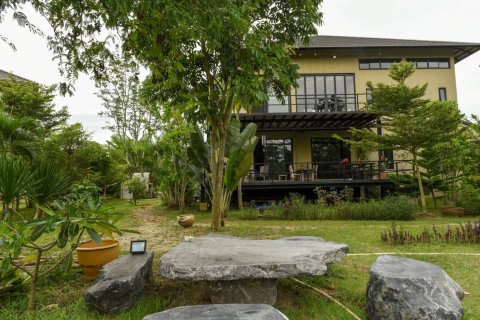 Haus in Prachinburi, Thailand 7 Schlafzimmer № 180562 - Foto 16