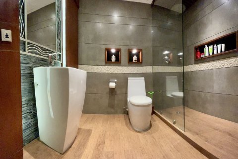 Estudio en el condominio en Pathum Wan, Bangkok, Tailandia № 173522 - foto 6