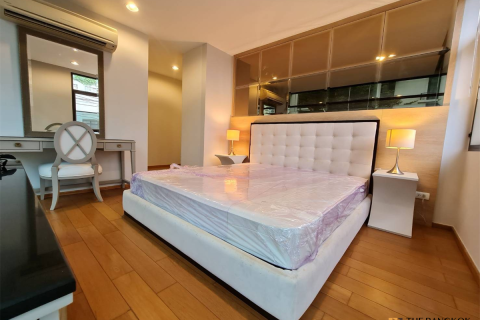 Condo à Bangkok, Thaïlande, 2 chambres  № 194614