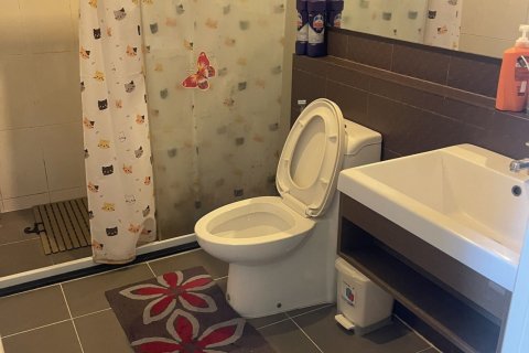 Adosado de 2 dormitorios en Bang Kapi, Bangkok, Tailandia № 173208 - foto 7