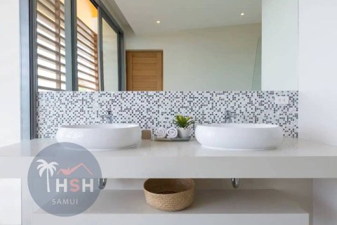 Chalet de 3 dormitorios en Ko Samui, Tailandia № 180074 - foto 20