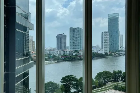 Condo in Sathon, Bangkok, Thailand, 2 bedrooms № 160476 - photo 4