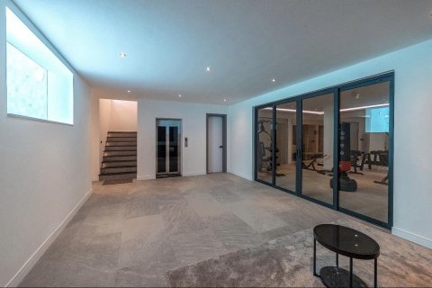 Casa de 6 dormitorios en Pattaya, Tailandia № 74247 - foto 19