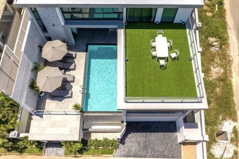 Casa de 6 dormitorios en Pattaya, Tailandia № 74247 - foto 8