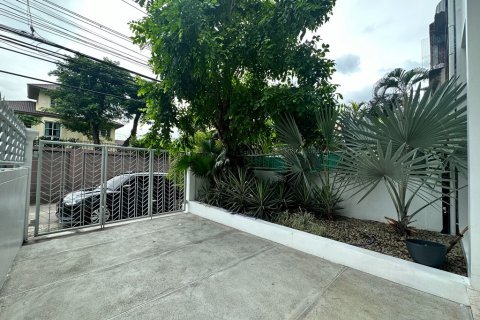 Townhouse à Bangkok, Thaïlande 4 chambres № 70325 - photo 6