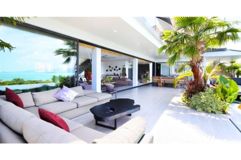 Villa in Ko Samui, Thailand 8 bedrooms № 180252 - photo 2