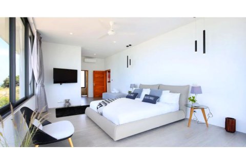 Villa in Ko Samui, Thailand 8 bedrooms № 180252 - photo 11