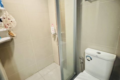 Loft de 1 dormitorio en Khlong San, Bangkok, Tailandia № 144649 - foto 4