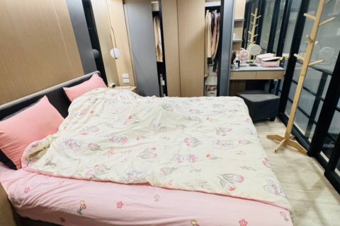 Loft de 1 dormitorio en Khlong San, Bangkok, Tailandia № 144649 - foto 7