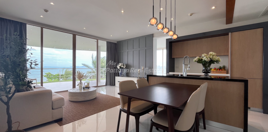 Condo à Sattahip, Thaïlande, 2 chambres № 144643