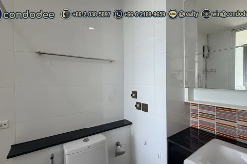 Condo in Bangkok, Thailand, 2 bedrooms  № 233153 - photo 15