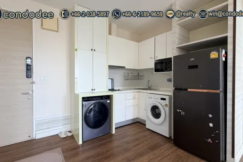 Condo in Bangkok, Thailand, 2 bedrooms  № 233153 - photo 9
