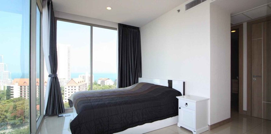 Apartamento de 2 dormitorios en The Riviera Wongamat Beach, Pattaya, Tailandia № 164818