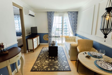 Studio dans le Condo sur Jomtien Beach, Pattaya, Thaïlande  № 204953