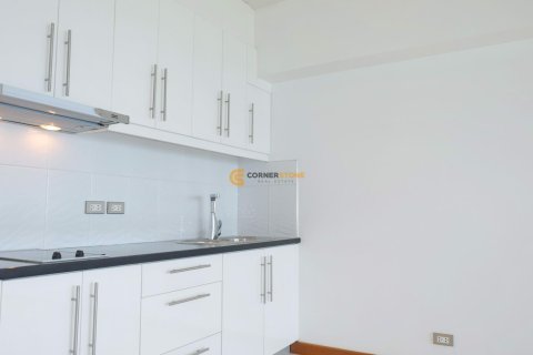 Condominio de 1 dormitorio en Jomtien Beach, Pattaya, Tailandia № 204955 - foto 2