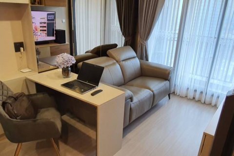 Condominio de 1 dormitorio en Chatuchak, Bangkok, Tailandia № 163859 - foto 3