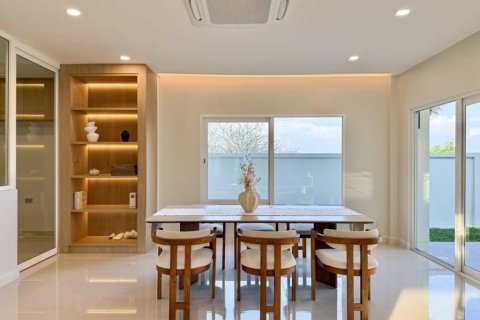 Casa de 5 dormitorios en Phuket, Tailandia № 163854 - foto 8