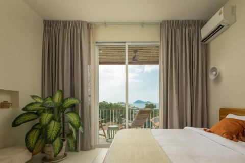 Chalet de 5 dormitorios en Surat Thani, Tailandia № 163857 - foto 10