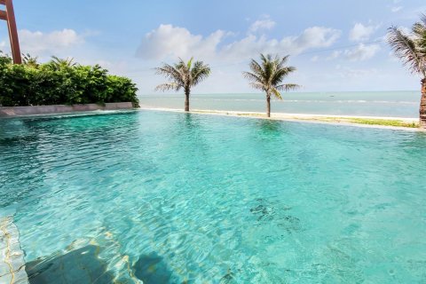 Chalet de 3 dormitorios en Pran Buri, Tailandia № 168487 - foto 27