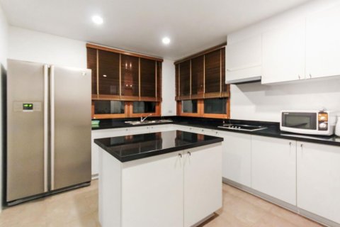 Chalet de 3 dormitorios en Pran Buri, Tailandia № 168487 - foto 16