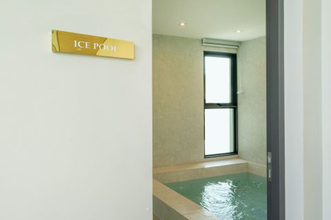 Chalet de 5 dormitorios en Kathu, Tailandia № 136673 - foto 12