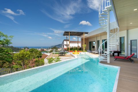 Chalet de 5 dormitorios en Kathu, Tailandia № 136673 - foto 2