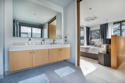 House in Bang Tao, Thailand 3 bedrooms № 177836 - photo 29