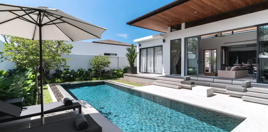 House in Bang Tao, Thailand 3 bedrooms № 177837